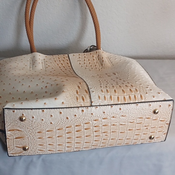 Kim Rodgers - Picture 4 of 6